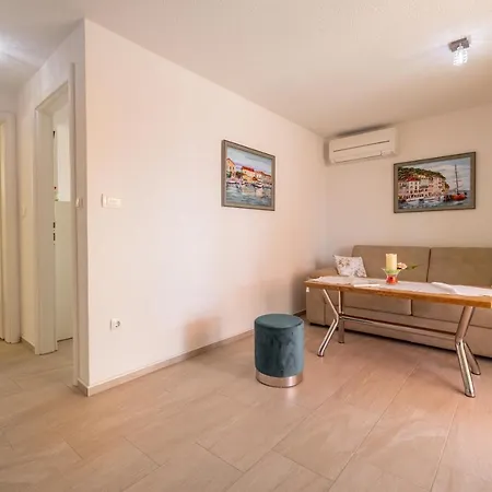 Soldan Apartment *